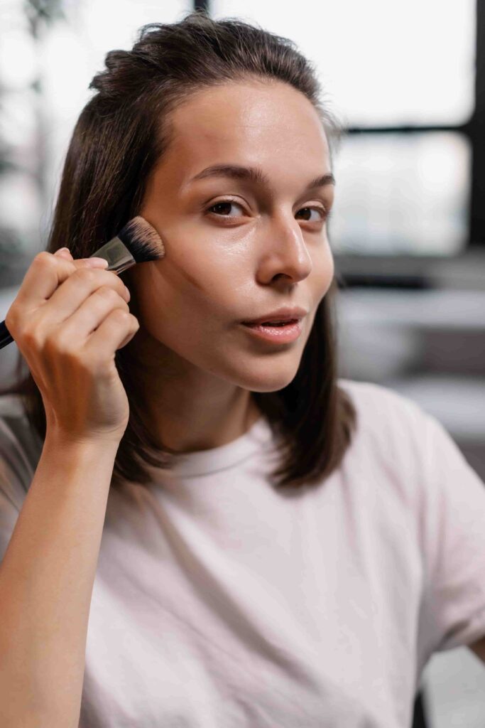 contouring jawline